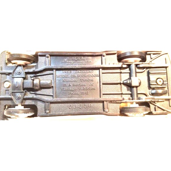 1/43 Diecast Car Lot of 4 ERTL 60 Chevy Corvette/57 Chevy/52 Caddy/59 Cab - Picture 9 of 10